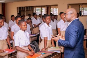 Lire la suite à propos de l’article Rentrée scolaire 2025-2026 : Les nouvelles réformes mises en place par le gouvernement togolais